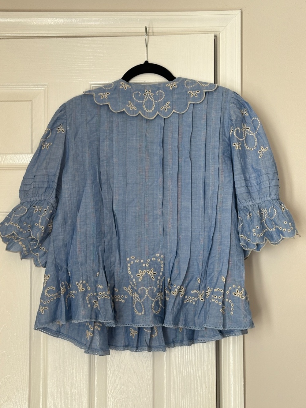 NEW Anthropologie Maeve Short-Sleeve Collared Pleated Blouse Blue Denim Large - Picture 6 of 9